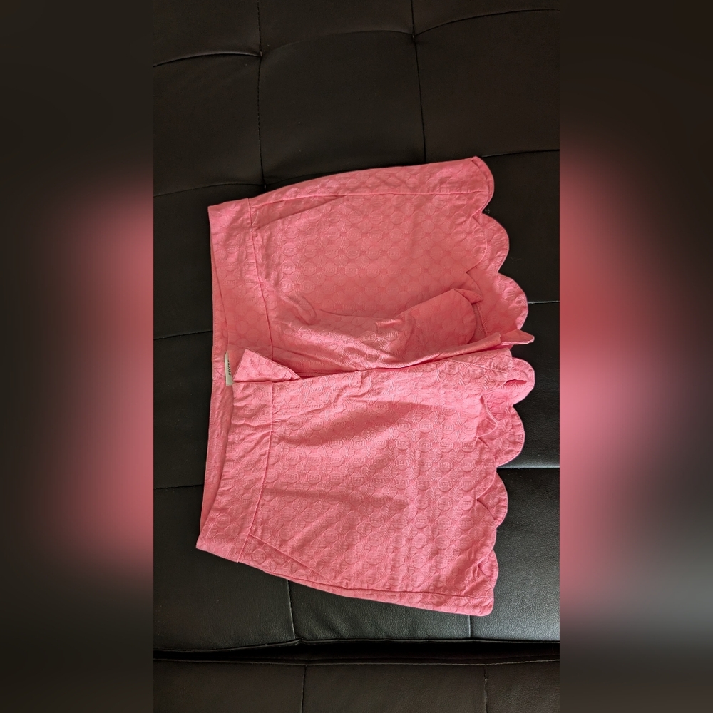 Crown Pink Scalloped Women Shorts